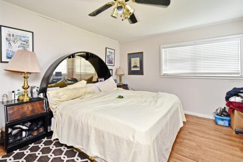 Купить виллу или дом в Хоуи-ин-Хиллз, Флорида 5 комнат, 260.13м2, № 1851740 - фото 26