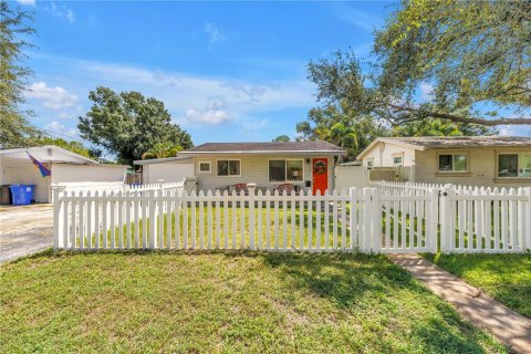Villa ou maison à vendre à Saint Petersburg, Floride: 2 chambres, 62.34 m2 № 1898754 - photo 3