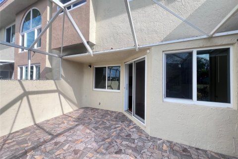 Touwnhouse à vendre à Plantation, Floride: 2 chambres, 120.77 m2 № 2000464 - photo 11