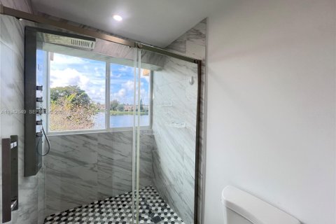 Touwnhouse à vendre à Plantation, Floride: 2 chambres, 120.77 m2 № 2000464 - photo 25