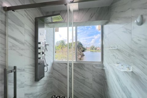 Touwnhouse à vendre à Plantation, Floride: 2 chambres, 120.77 m2 № 2000464 - photo 26