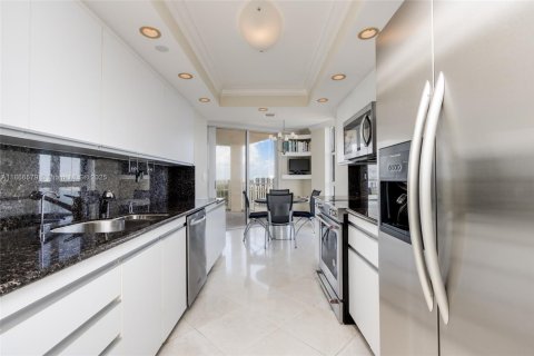 Copropriété à vendre à Miami, Floride: 2 chambres, 136.47 m2 № 1922020 - photo 12