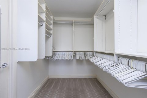 Copropriété à vendre à Miami, Floride: 2 chambres, 136.47 m2 № 1922020 - photo 30