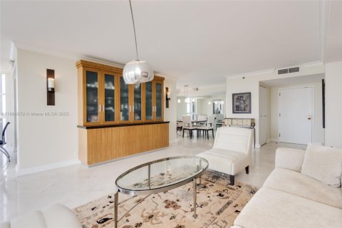 Copropriété à vendre à Miami, Floride: 2 chambres, 136.47 m2 № 1922020 - photo 9