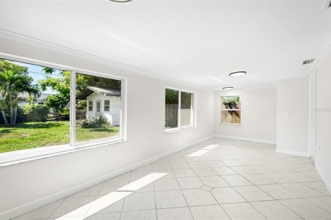 Villa ou maison à vendre à Bradenton, Floride: 3 chambres, 130.43 m2 № 1911200 - photo 8