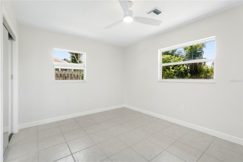 Villa ou maison à vendre à Bradenton, Floride: 3 chambres, 130.43 m2 № 1911200 - photo 9