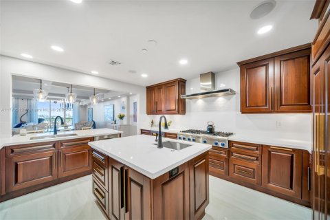 Copropriété à vendre à Hollywood, Floride: 3 chambres, 272.67 m2 № 2012610 - photo 21