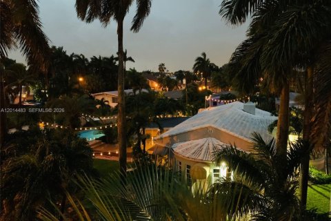 Villa ou maison à vendre à Hollywood, Floride: 5 chambres, 225.75 m2 № 2076503 - photo 24