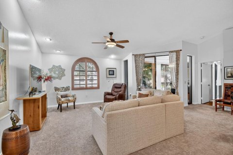 Condo in Boynton Beach, Florida, 3 bedrooms № 2081732 - photo 5