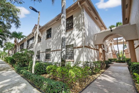 Condo in Boynton Beach, Florida, 3 bedrooms № 2081732