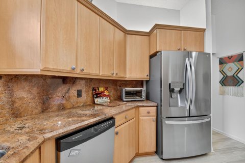 Condo in Boynton Beach, Florida, 3 bedrooms № 2081732 - photo 12