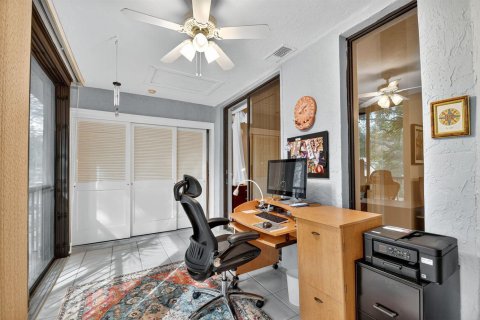Condo in Boynton Beach, Florida, 3 bedrooms № 2081732 - photo 27