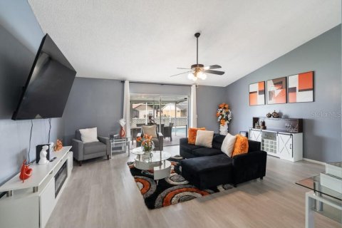 Villa ou maison à vendre à Kissimmee, Floride: 3 chambres, 149.02 m2 № 2355143 - photo 5