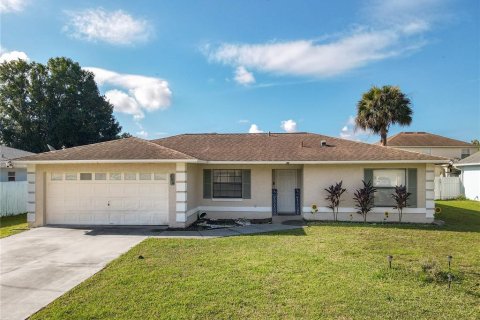 Casa en Poinciana, Florida 3 dormitorios, 133.5 m2 № 2364593