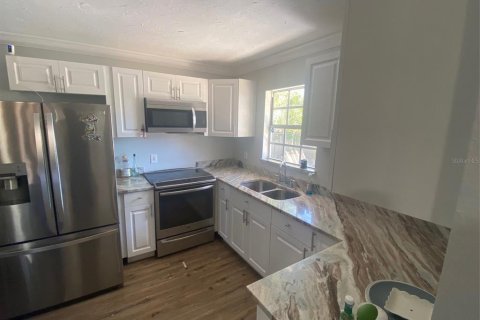 Casa en venta en Bradenton, Florida, 2 dormitorios, 86.21 m2 № 2104616 - foto 11