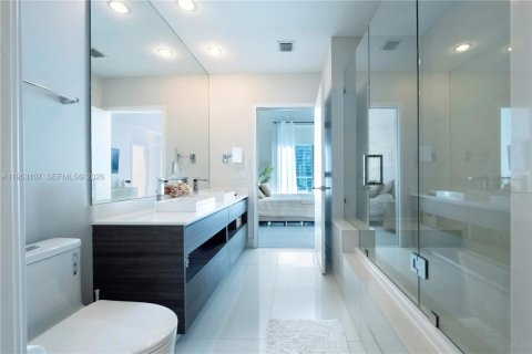 Купить кондоминиум в Майами, Флорида 1 спальня, 85.75м2, № 2009891 - фото 21