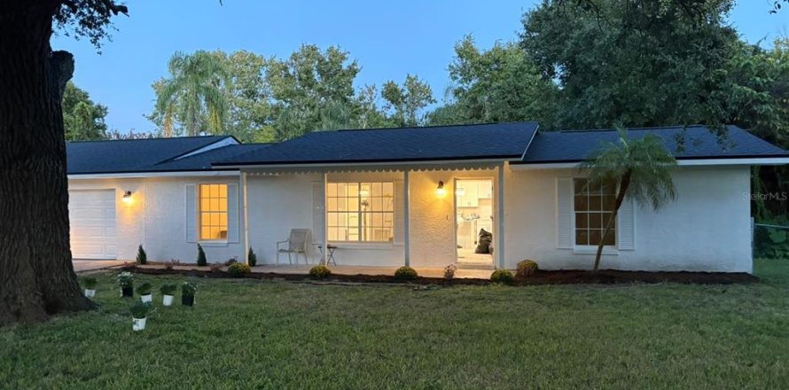 Villa ou maison à Titusville, Floride 3 chambres, 168.71 m2 № 2399443
