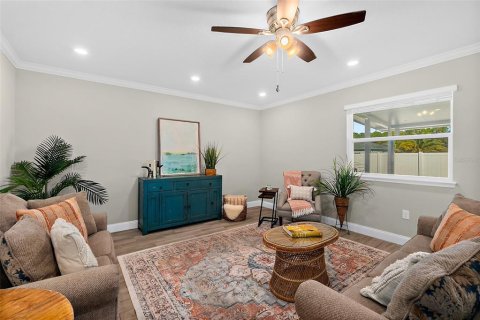 Villa ou maison à vendre à Palm Coast, Floride: 5 chambres, 284.1 m2 № 1395373 - photo 7
