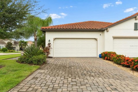 Villa ou maison à Lakewood Ranch, Floride 3 chambres, 145.95 m2 № 2408457