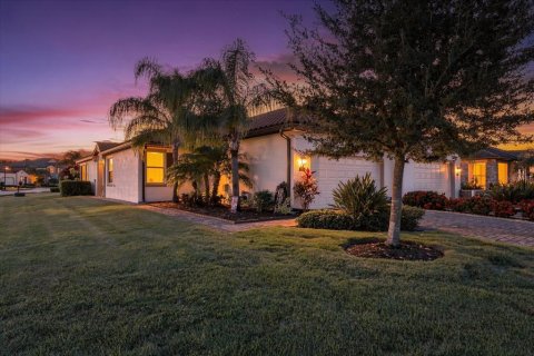 Villa ou maison à vendre à Lakewood Ranch, Floride: 3 chambres, 145.95 m2 № 2408457 - photo 10
