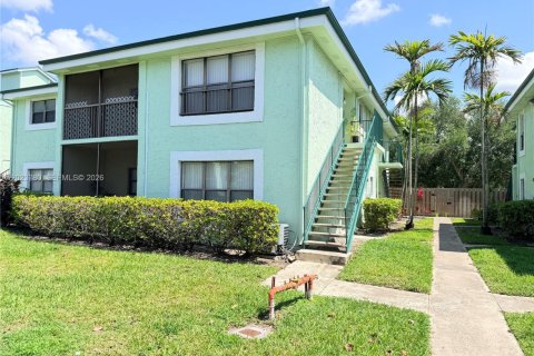 Condominio en alquiler en Sunrise, Florida, 1 dormitorio, 55.28 m2 № 2077844 - foto 13
