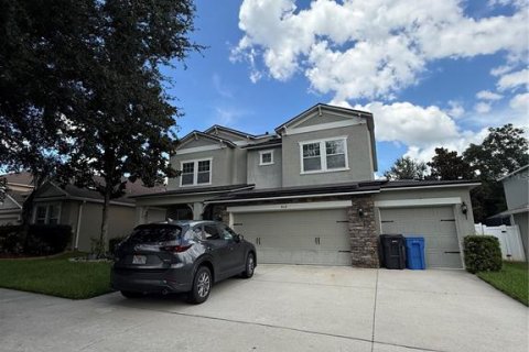 Villa ou maison à vendre à Valrico, Floride: 4 chambres, 310.94 m2 № 2290695 - photo 2