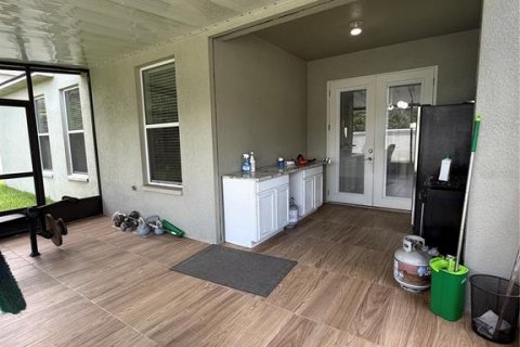 Villa ou maison à vendre à Valrico, Floride: 4 chambres, 310.94 m2 № 2290695 - photo 17