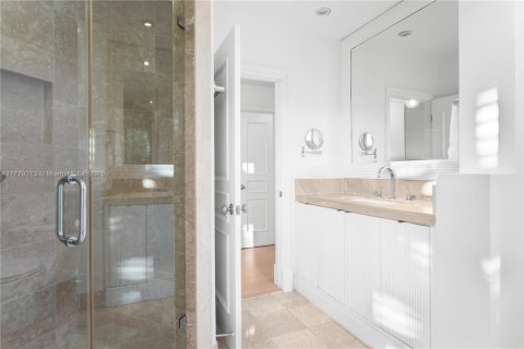 Condominio en alquiler en Coral Gables, Florida, 3 dormitorios, 274.99 m2 № 1699162 - foto 27