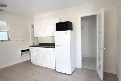 Studio à Pompano Beach, Floride № 2064173