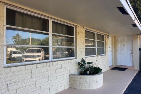 Villa ou maison à louer à Pompano Beach, Floride: 41.81 m2 № 2064173 - photo 5