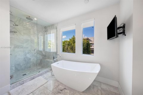Villa ou maison à vendre à Fort Lauderdale, Floride: 4 chambres, 283.91 m2 № 2002346 - photo 23
