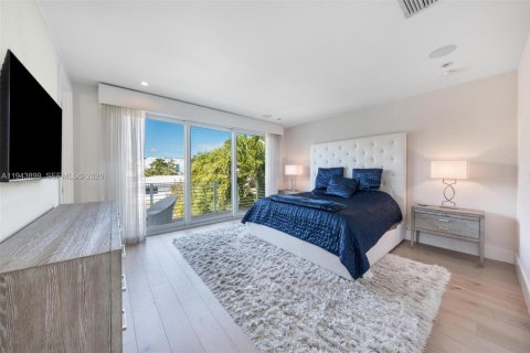 Villa ou maison à vendre à Fort Lauderdale, Floride: 4 chambres, 283.91 m2 № 2002346 - photo 20