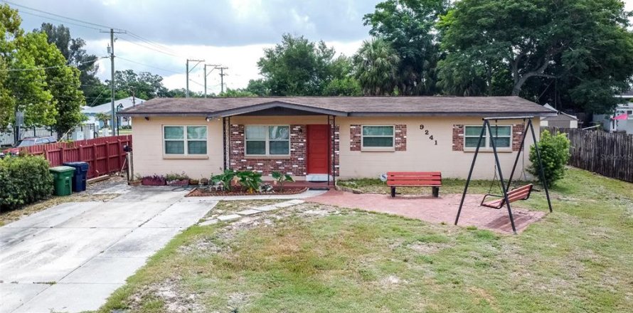 Villa ou maison à Tampa, Floride 3 chambres, 162.11 m2 № 2156835