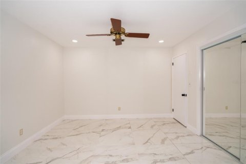 Villa ou maison à vendre à Tampa, Floride: 3 chambres, 162.11 m2 № 2156835 - photo 14