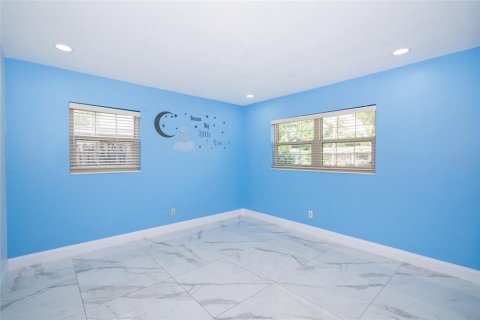 Villa ou maison à vendre à Tampa, Floride: 3 chambres, 162.11 m2 № 2156835 - photo 20