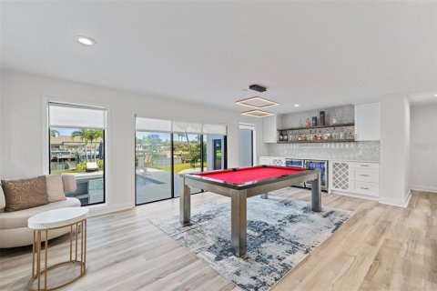 Villa ou maison à louer à Tampa, Floride: 5 chambres, 393.35 m2 № 2380534 - photo 15