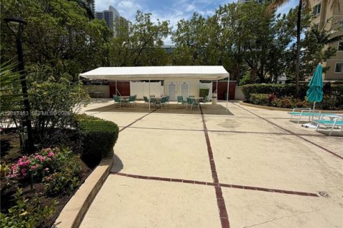 Condominio en venta en Hollywood, Florida, 1 dormitorio, 83.61 m2 № 2154013 - foto 18