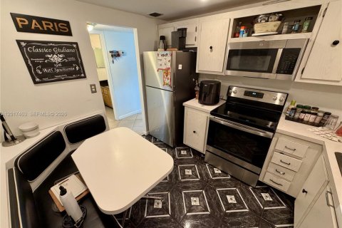 Condominio en venta en Hollywood, Florida, 1 dormitorio, 83.61 m2 № 2154013 - foto 5