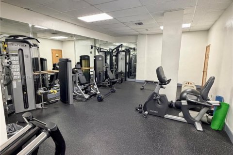 Condominio en venta en Hollywood, Florida, 1 dormitorio, 83.61 m2 № 2154013 - foto 22