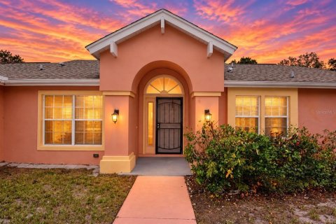 Casa en venta en Spring Hill, Florida, 3 dormitorios, 148.36 m2 № 2384348 - foto 2