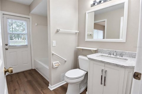 Casa en venta en Spring Hill, Florida, 3 dormitorios, 148.36 m2 № 2384348 - foto 27