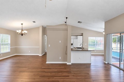 Casa en venta en Spring Hill, Florida, 3 dormitorios, 148.36 m2 № 2384348 - foto 6
