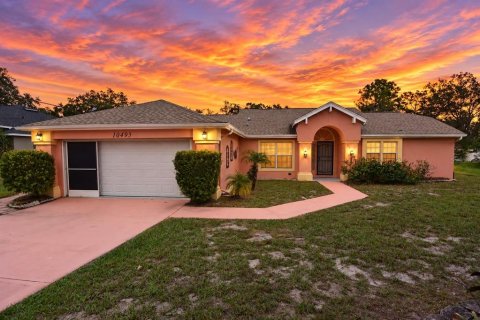 Casa en Spring Hill, Florida 3 dormitorios, 148.36 m2 № 2384348