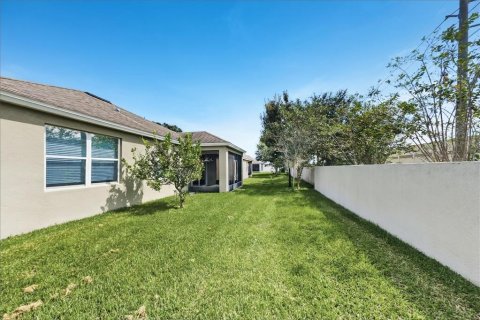 House in Winter Garden, Florida 3 bedrooms, 169.55 sq.m. № 2393865 - photo 18