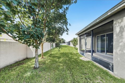 House in Winter Garden, Florida 3 bedrooms, 169.55 sq.m. № 2393865 - photo 17