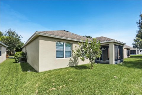 House in Winter Garden, Florida 3 bedrooms, 169.55 sq.m. № 2393865 - photo 19