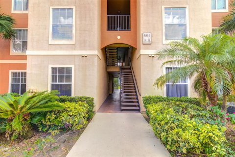 Condo in Orlando, Florida, 2 bedrooms  № 1831606 - photo 5