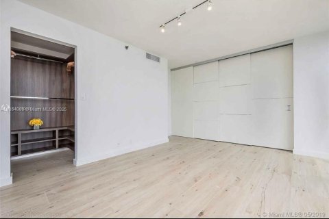 Copropriété à louer à North Bay Village, Floride: 2 chambres, 98.57 m2 № 1871888 - photo 2