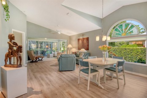 House in Sarasota, Florida 3 bedrooms, 164.34 sq.m. № 1902858 - photo 9