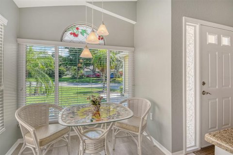 House in Sarasota, Florida 3 bedrooms, 164.34 sq.m. № 1902858 - photo 3